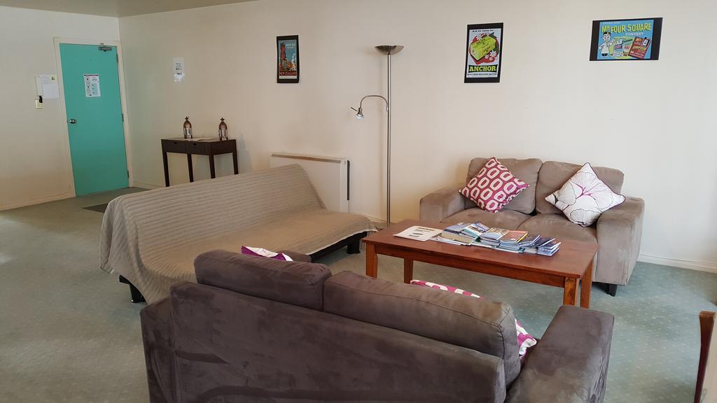 Regent Court 8 * Christchurch